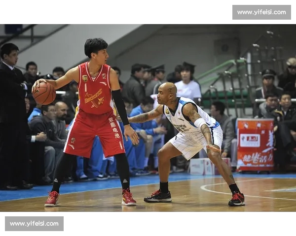 从脚步到预判全面提升篮球防守技巧与实战效果指南系统训练方法